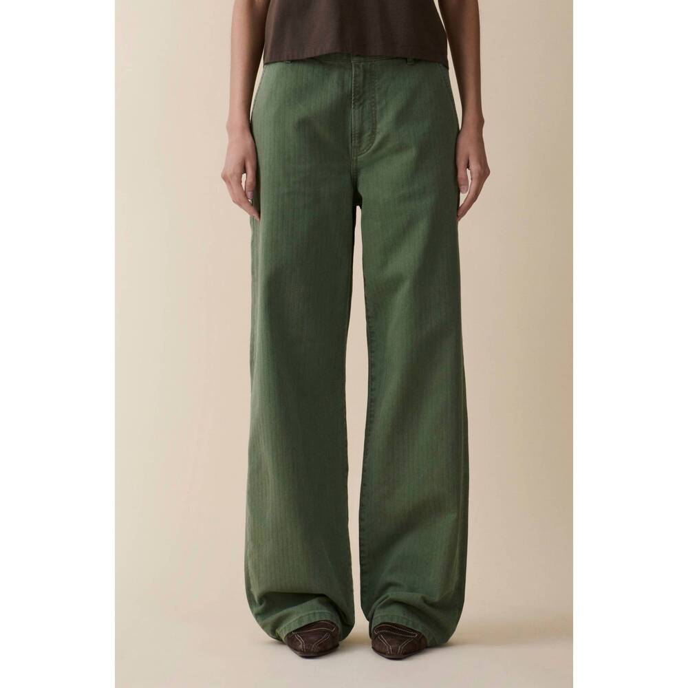 NEW JEANERICA belem mid rise loose fit chinos in chevron green